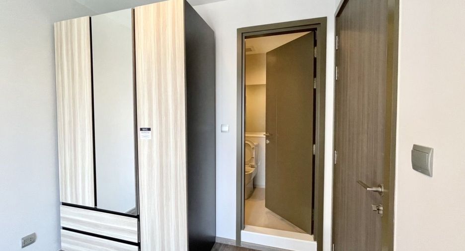 For rent 2 bedrooms condo in Chatuchak, Bangkok