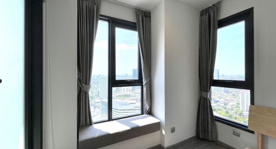 For rent 2 bedrooms condo in Chatuchak, Bangkok
