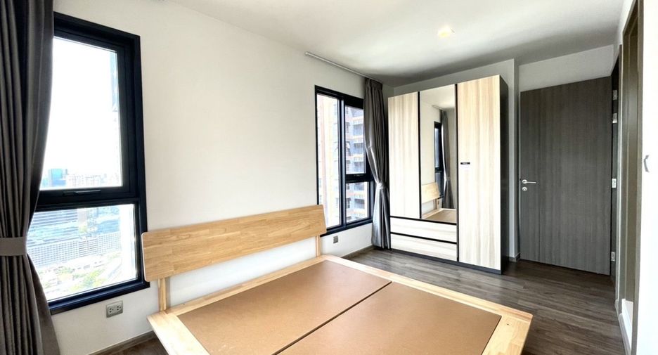 For rent 2 bedrooms condo in Chatuchak, Bangkok