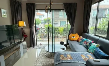 For rent 3 bedrooms house in Khlong Sam Wa, Bangkok