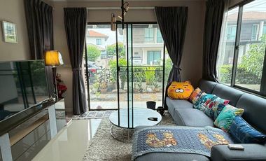 For rent 3 bedrooms house in Khlong Sam Wa, Bangkok