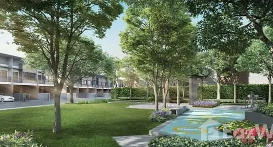 For rent 3 bedrooms townhouse in Phasi Charoen, Bangkok
