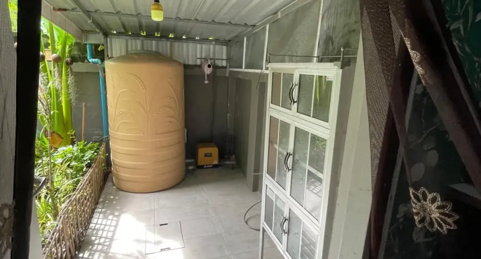 For rent 4 bedrooms townhouse in Mueang Samut Prakan, Samut Prakan