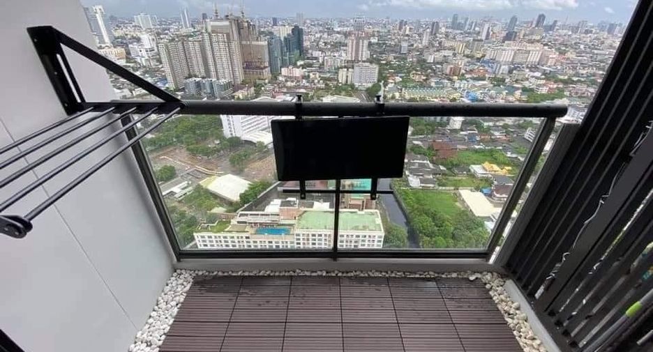 For rent 1 bed condo in Phaya Thai, Bangkok