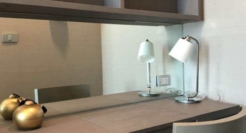 For rent 1 bed condo in Sathon, Bangkok