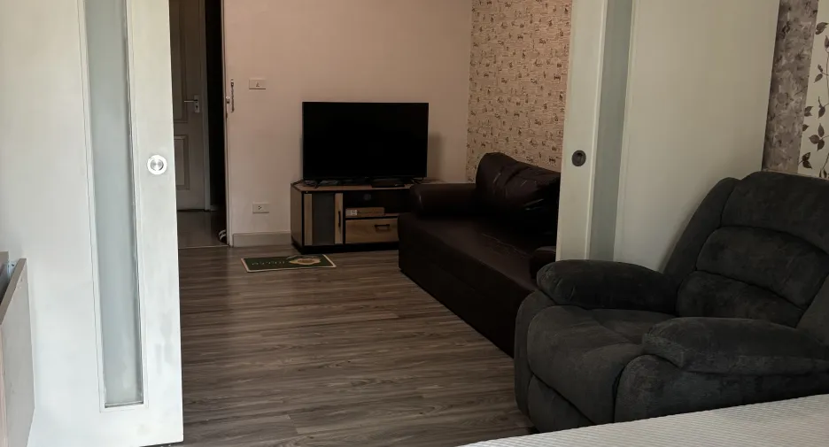 For rent 1 bed condo in Phaya Thai, Bangkok