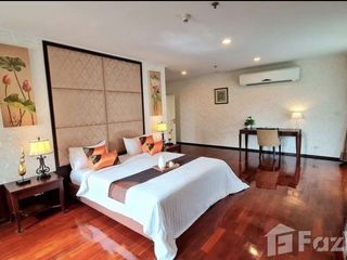For rent 4 ベッドルーム condo in Watthana, Bangkok
