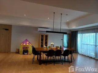 For rent 2 bedrooms apartment in Watthana, Bangkok