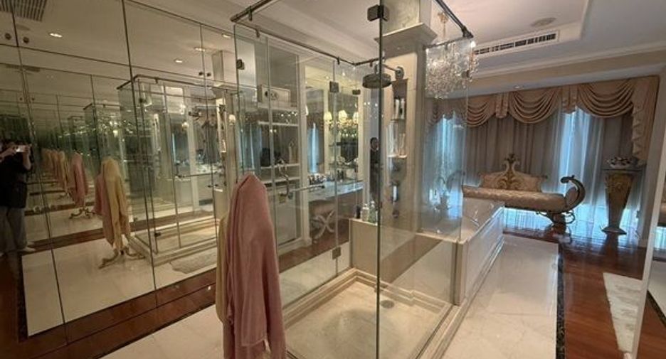 For rent 3 bedrooms house in Prawet, Bangkok