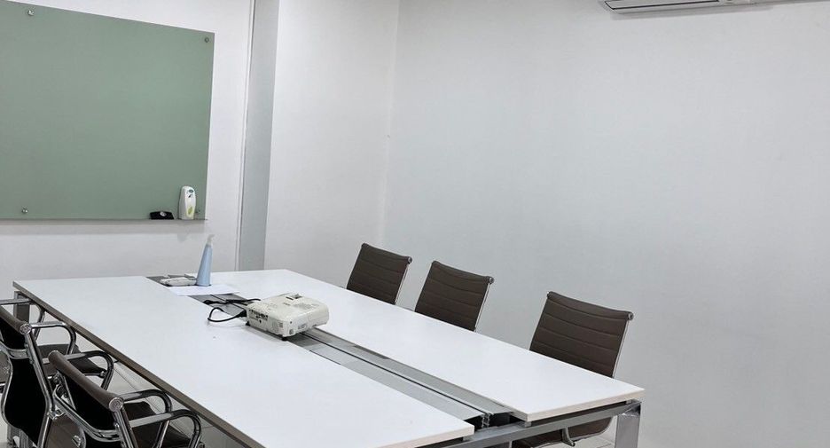 For rent office in Bang Kapi, Bangkok