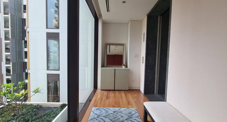 Condo en alquiler de 2 habitaciones en Pathum Wan, Bangkok