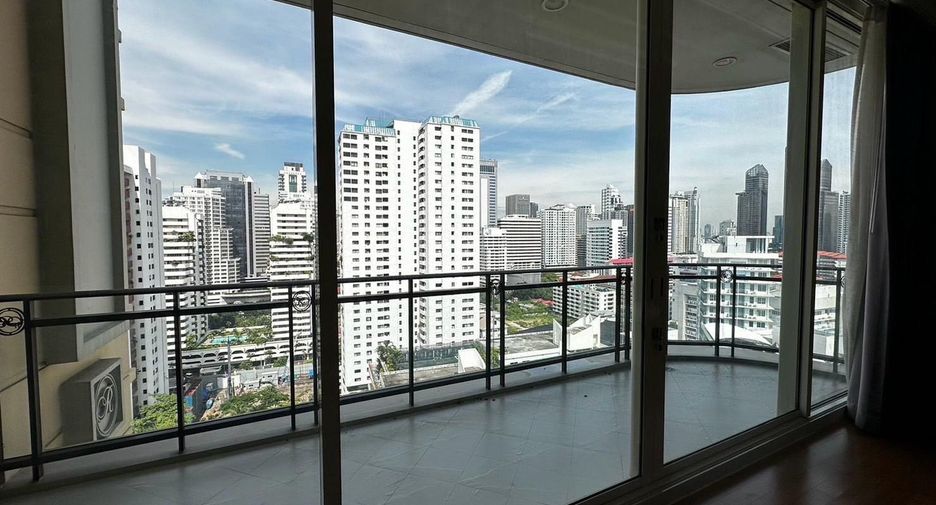 À louer 3 chambres condo à Watthana, Bangkok