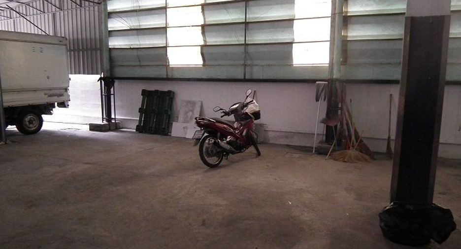 For rent retail Space in Taling Chan, Bangkok