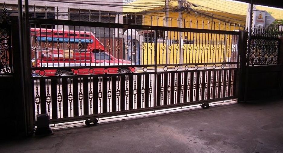 For rent retail Space in Taling Chan, Bangkok
