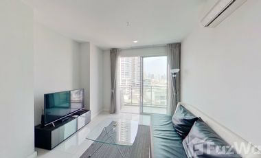 À louer 3 chambres condo à Khlong Toei, Bangkok