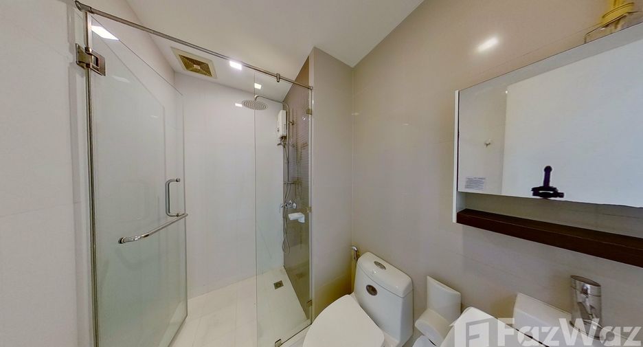 For rent 3 bedrooms condo in Khlong Toei, Bangkok