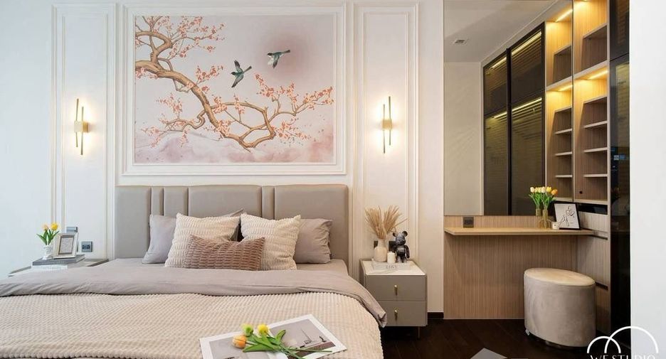 For rent 3 bedrooms condo in Pathum Wan, Bangkok