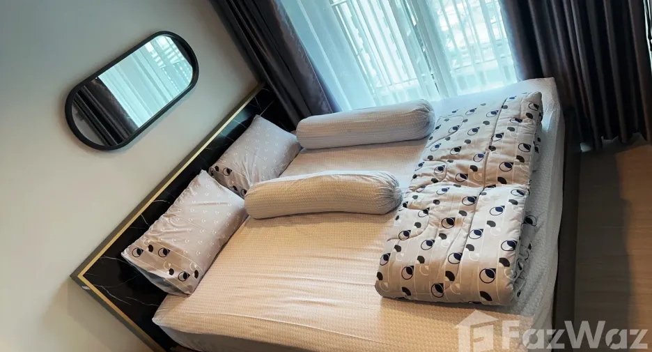 For rent 1 bed condo in Huai Khwang, Bangkok