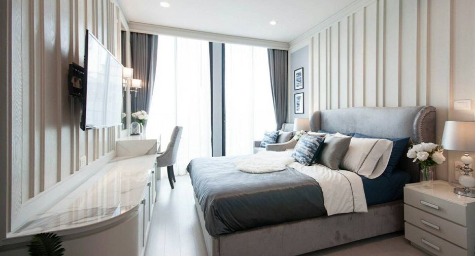 For rent 3 bedrooms condo in Pathum Wan, Bangkok