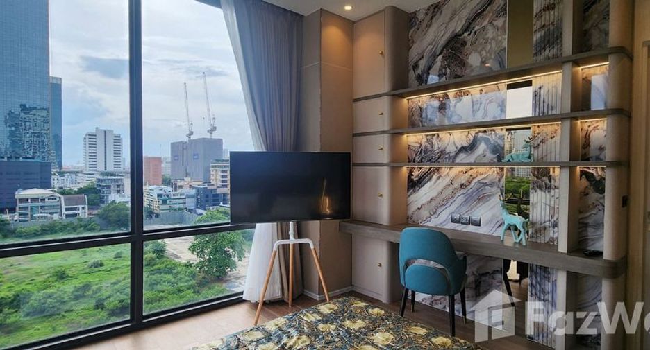 For rent 2 bedrooms condo in Pathum Wan, Bangkok