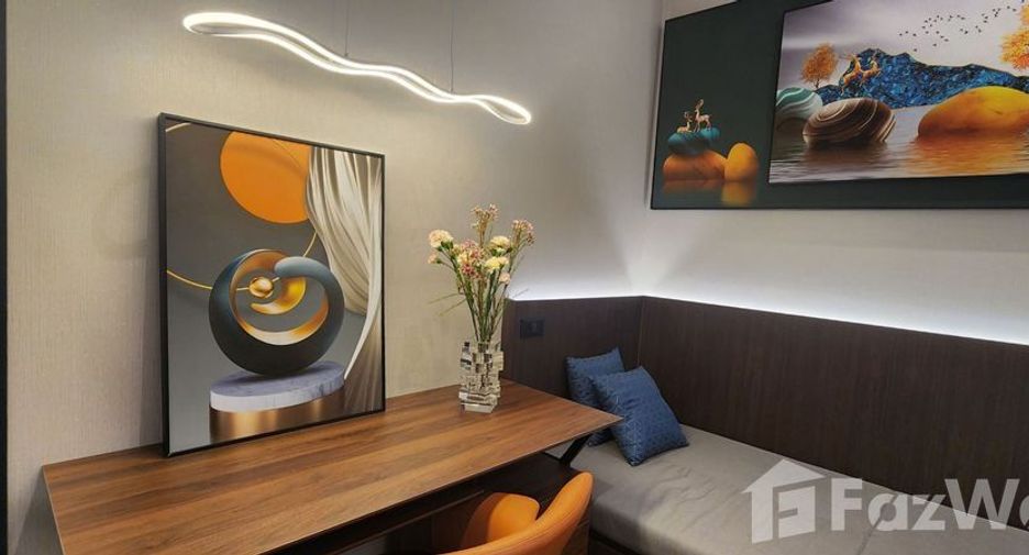 For rent 2 bedrooms condo in Pathum Wan, Bangkok