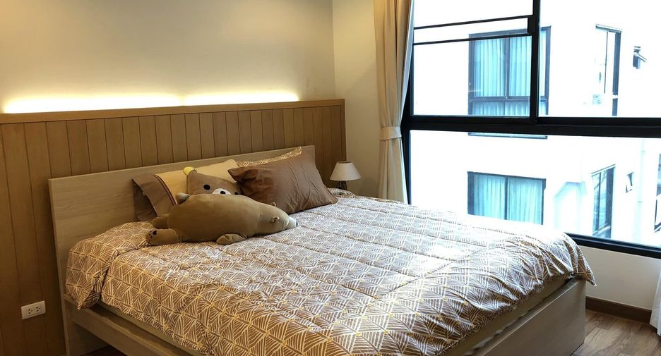 Condo en alquiler de 2 habitaciones en Khlong Toei, Bangkok