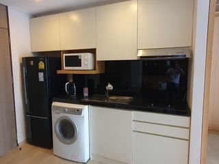 For rent studio condo in Khlong Toei, Bangkok