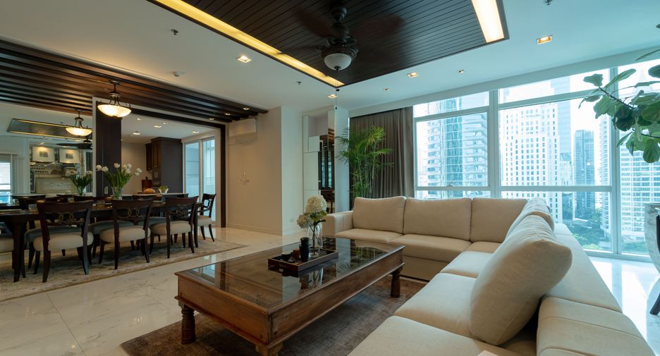 Condo en alquiler de 4 habitaciones en Pathum Wan, Bangkok
