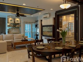 For rent 4 bedrooms condo in Pathum Wan, Bangkok