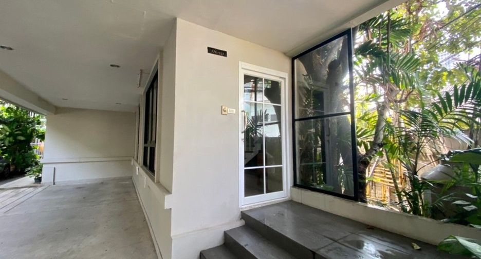出租 2 卧室 独立屋 在 Khlong Toei, 曼谷