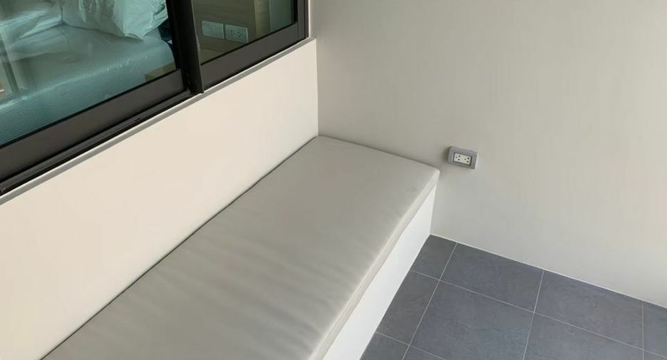 For rent studio condo in Yan Nawa, Bangkok