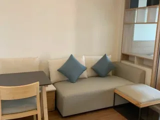 For rent studio condo in Yan Nawa, Bangkok