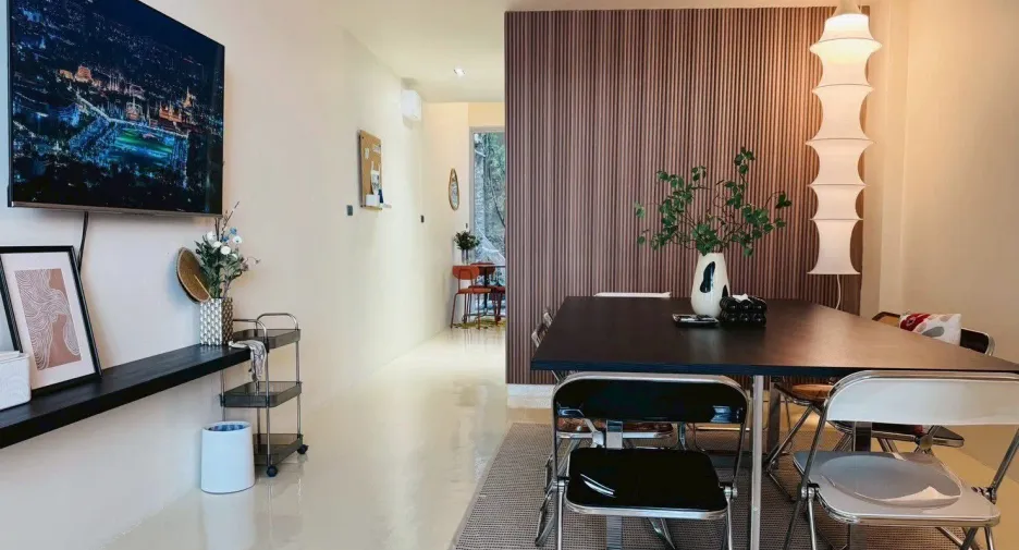 For rent 3 bedrooms townhouse in Phaya Thai, Bangkok