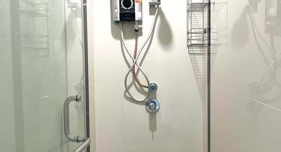 For rent 1 bed condo in Pathum Wan, Bangkok