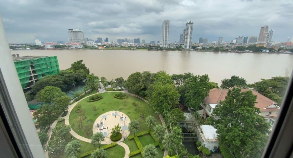 For rent 3 bedrooms condo in Bang Kho Laem, Bangkok