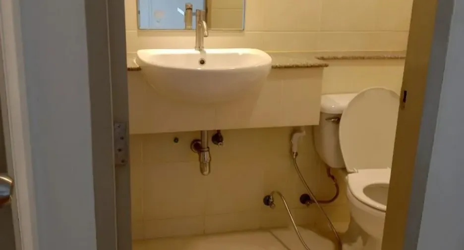 For rent 1 bed condo in Yan Nawa, Bangkok