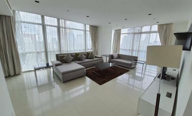 For rent 4 bedrooms condo in Pathum Wan, Bangkok