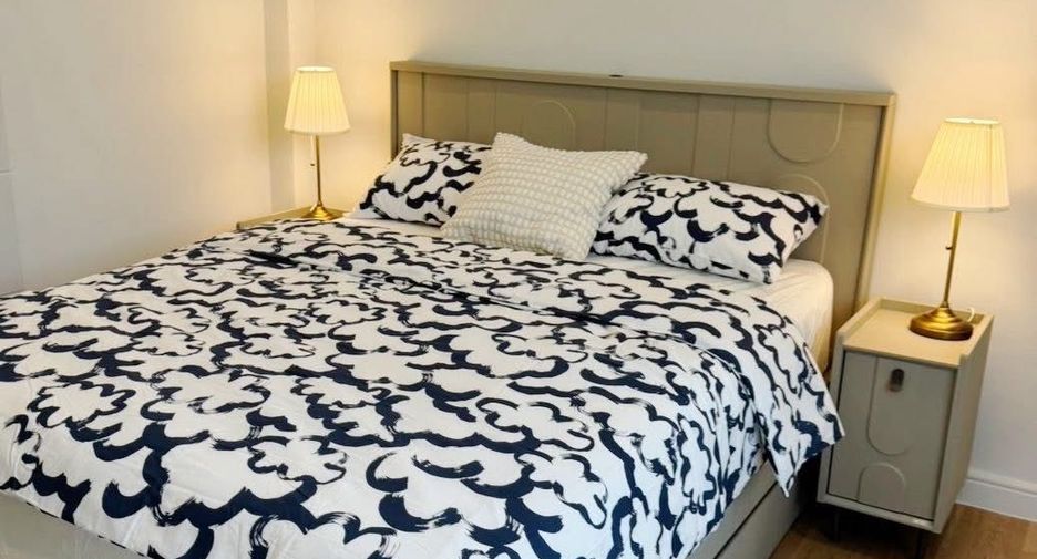 Haus zur Miete mit 4 Zimmer in Bang Khen, Bangkok