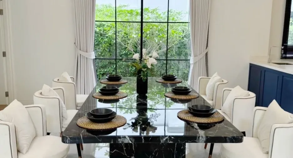 Haus zur Miete mit 4 Zimmer in Bang Khen, Bangkok