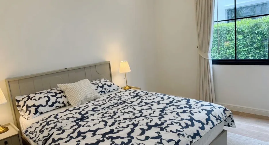 Haus zur Miete mit 4 Zimmer in Bang Khen, Bangkok