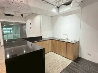 Аренда офис в Щаттхана, Бангкок