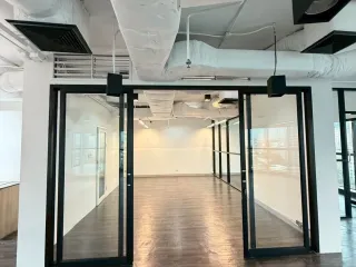 Аренда офис в Щаттхана, Бангкок