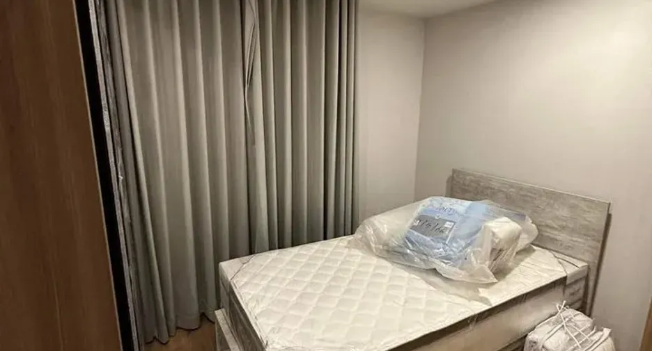 For rent 2 bedrooms condo in Pathum Wan, Bangkok