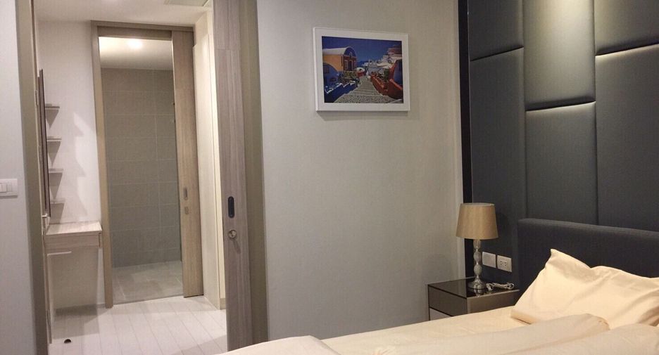 For rent 2 bedrooms condo in Pathum Wan, Bangkok