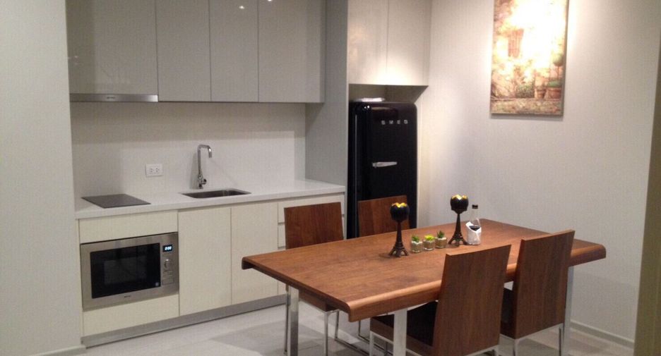 For rent 2 bedrooms condo in Pathum Wan, Bangkok