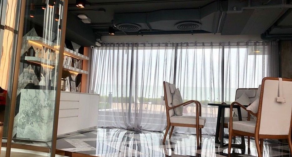 For rent 2 bedrooms condo in Watthana, Bangkok