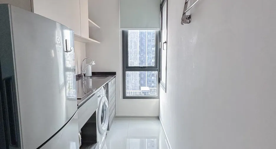 For rent 1 bed condo in Phaya Thai, Bangkok