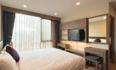 For rent 2 bedrooms condo in Watthana, Bangkok
