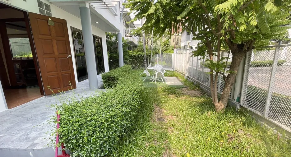 Villa en alquiler de 3 habitaciones en Sathon, Bangkok