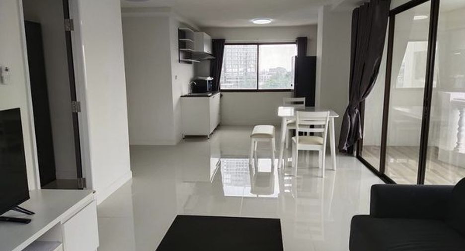 For rent 1 bed apartment in Khlong Toei, Bangkok